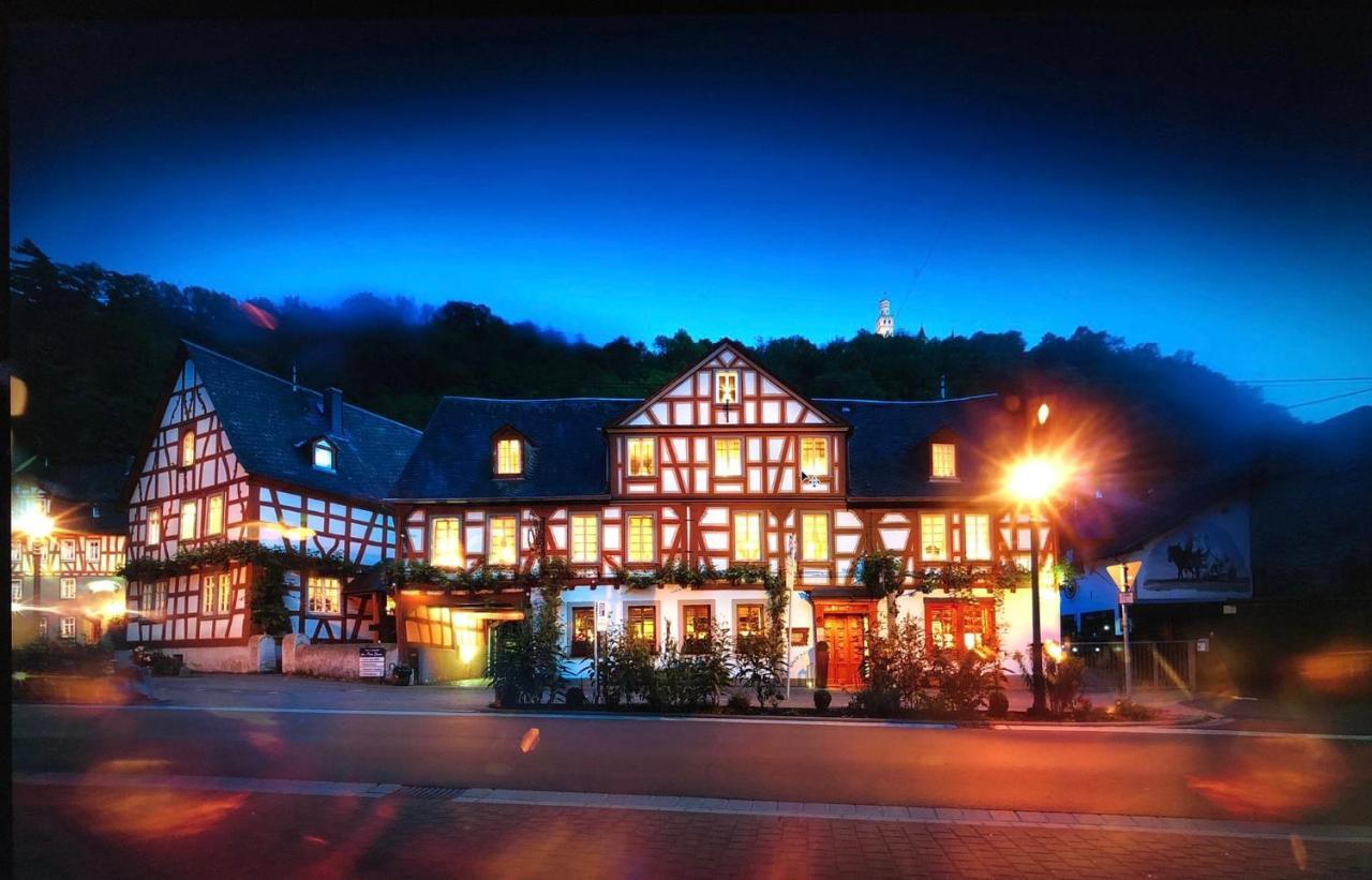 Landgasthof Zum Weissen Schwanen Браубах Екстериор снимка