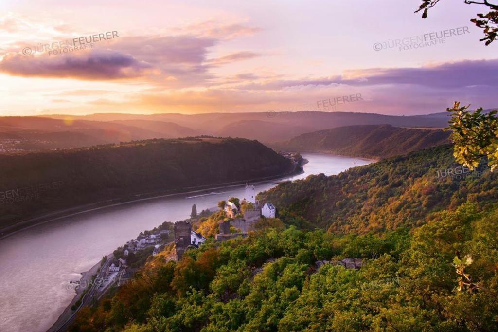 Landgasthof Zum Weissen Schwanen Браубах Екстериор снимка