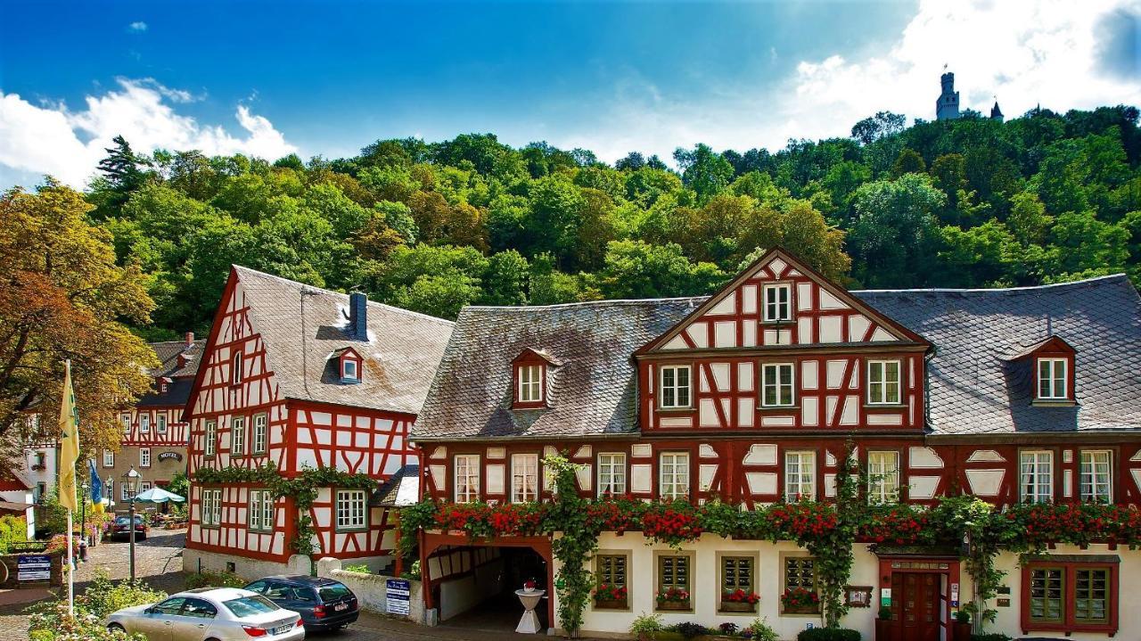 Landgasthof Zum Weissen Schwanen Браубах Екстериор снимка